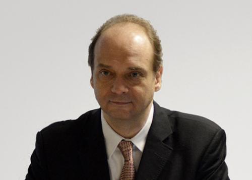 Dr. Peter Jaeckel